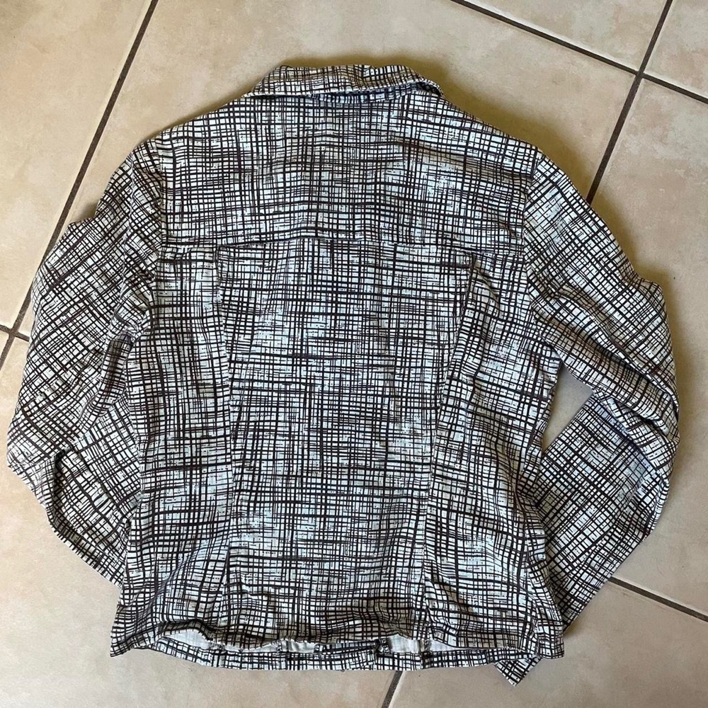 Line Patterned Jacket - image 3